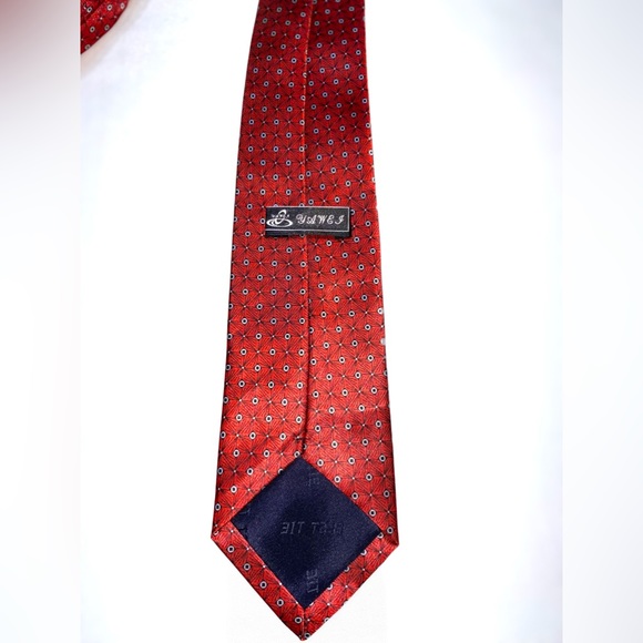 YAWEJ Classic Tie Universal Red/ Black ornaments - Picture 4 of 6